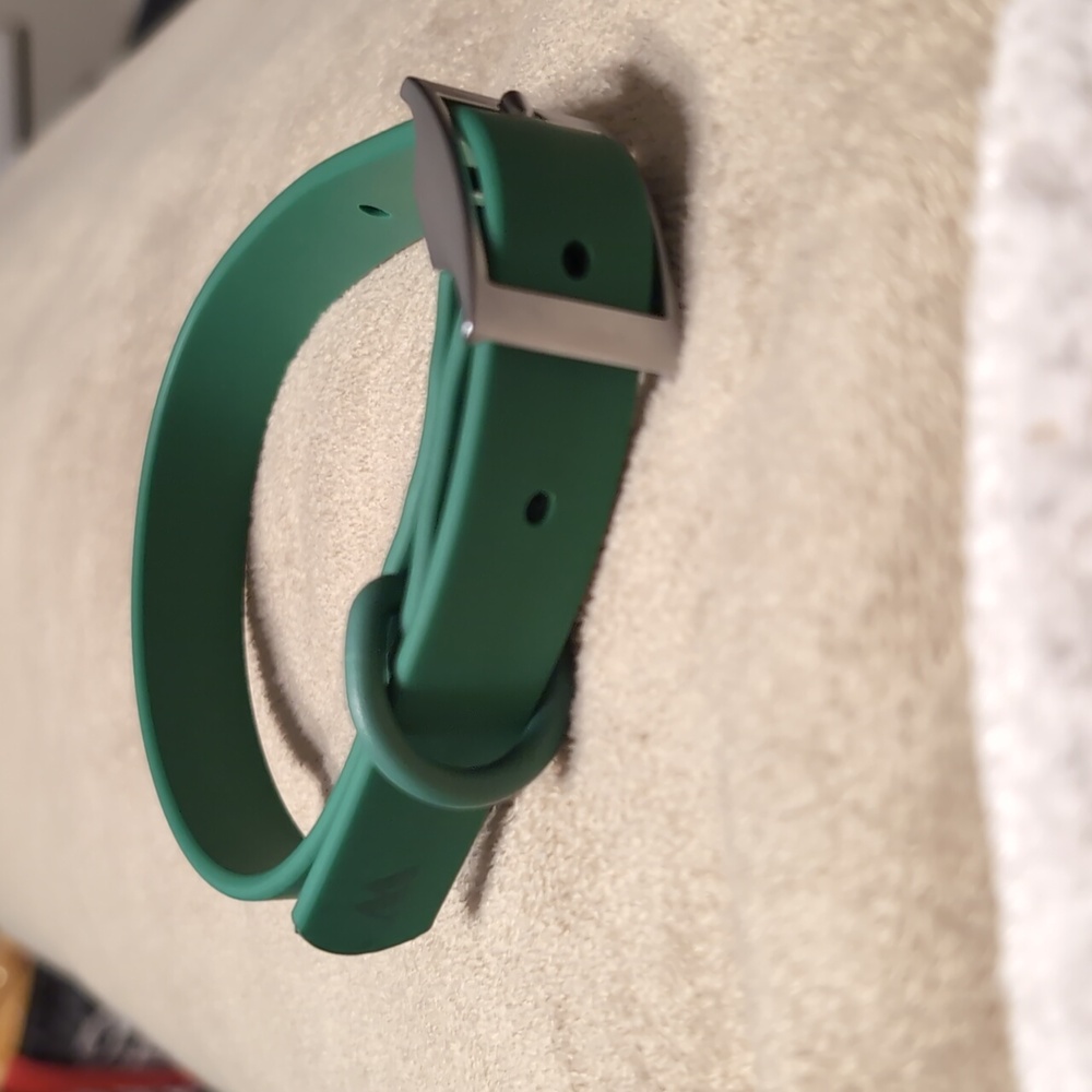 Wild One - Waterproof Dog Collar - M - Picture 2 of 6